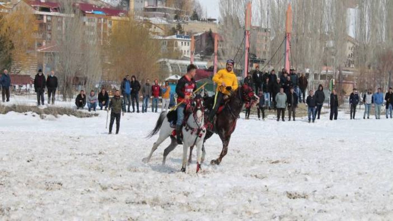 Havadan görüntülenen karda cirit nefes kesti