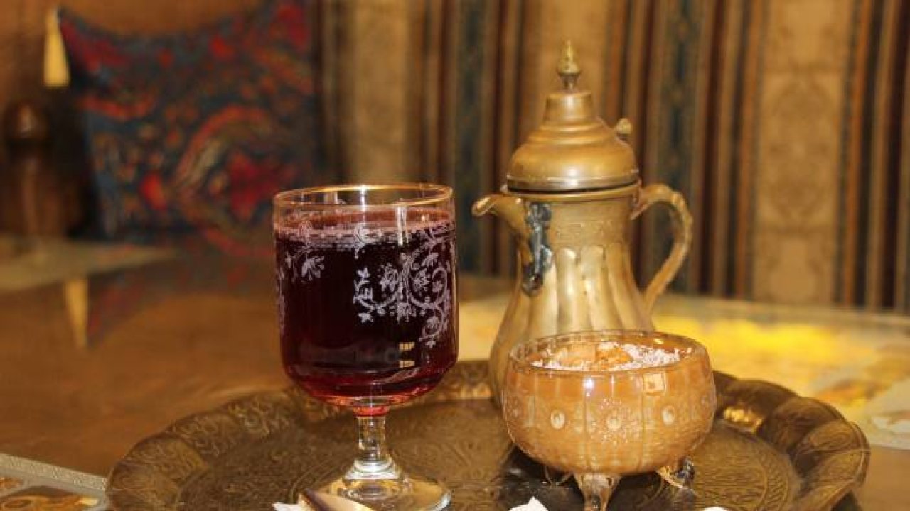 Ramazan ayının vazgeçilmezi reyhan şerbetine yoğun ilgi