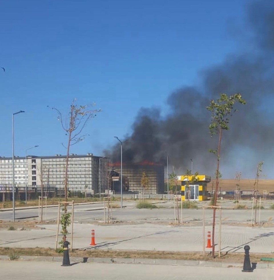 Kulu’da yangın paniği!