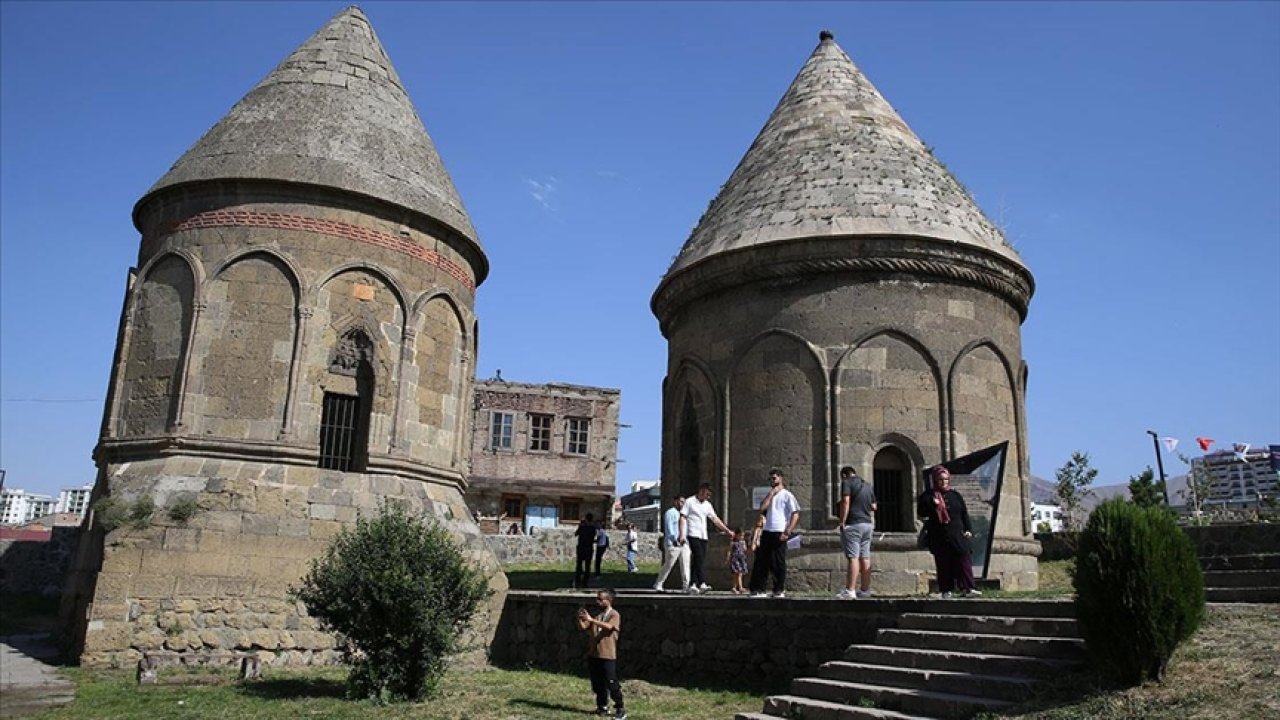 Gençlerin uğrak noktası oldu