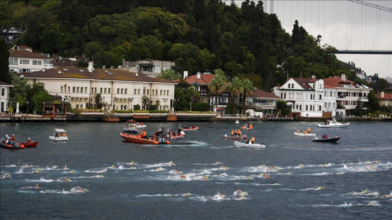 Kıtalararası Yüzme Yarışı yapıldı