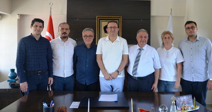 CHP Konya Milletvekili Bektaş, Eczacılar Odası'nı ziyaret etti