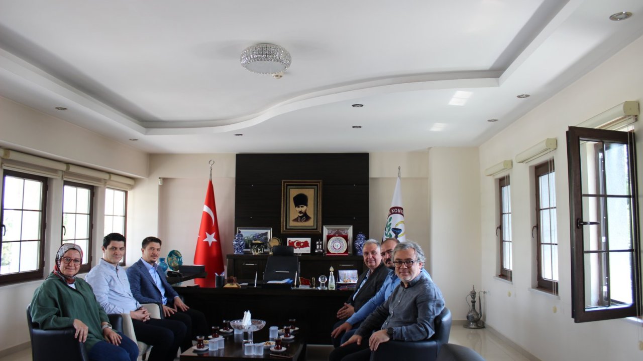 Selman Özboyacı'dan eczacılara çözüm sözü