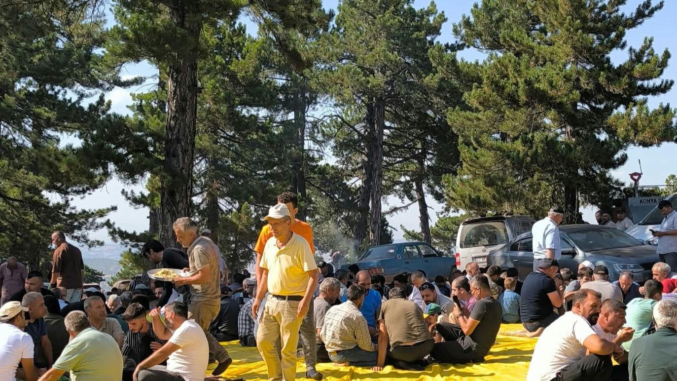 Konya'nın ilçesinde 600 yıllık şenlik geleneği yaşatıldı