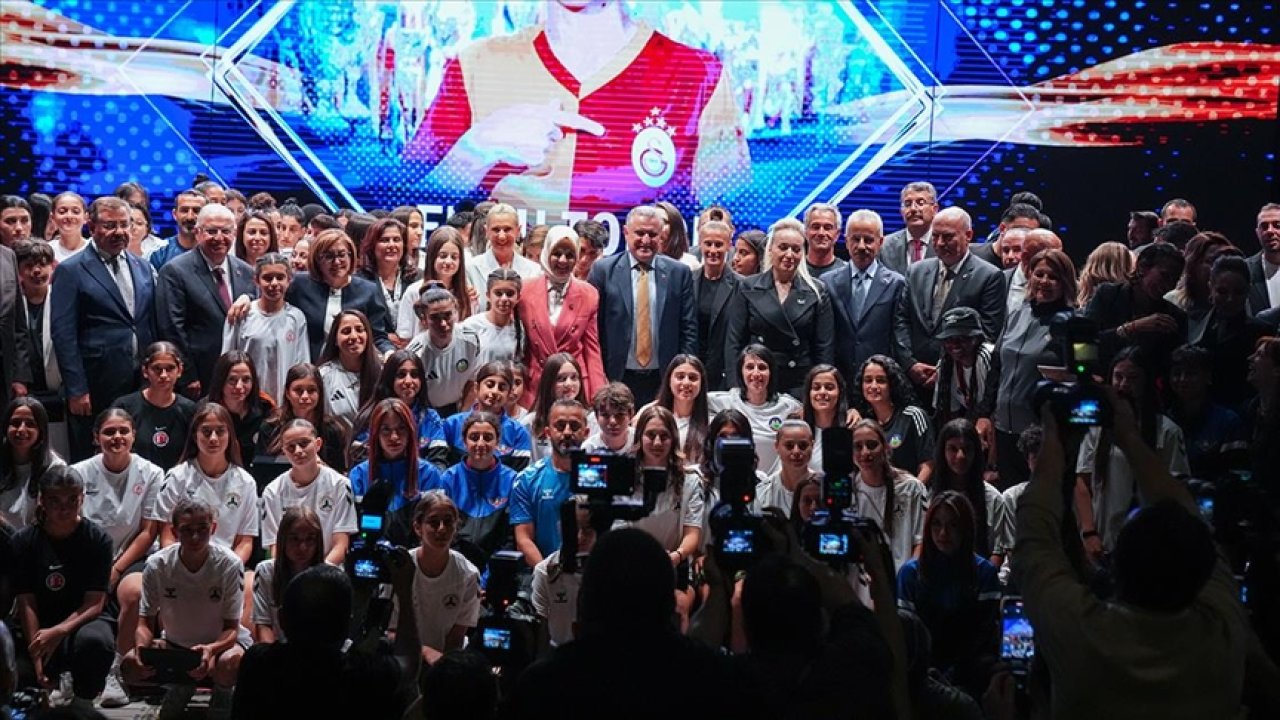 Kadın futbolunda devrim gibi etkinlik