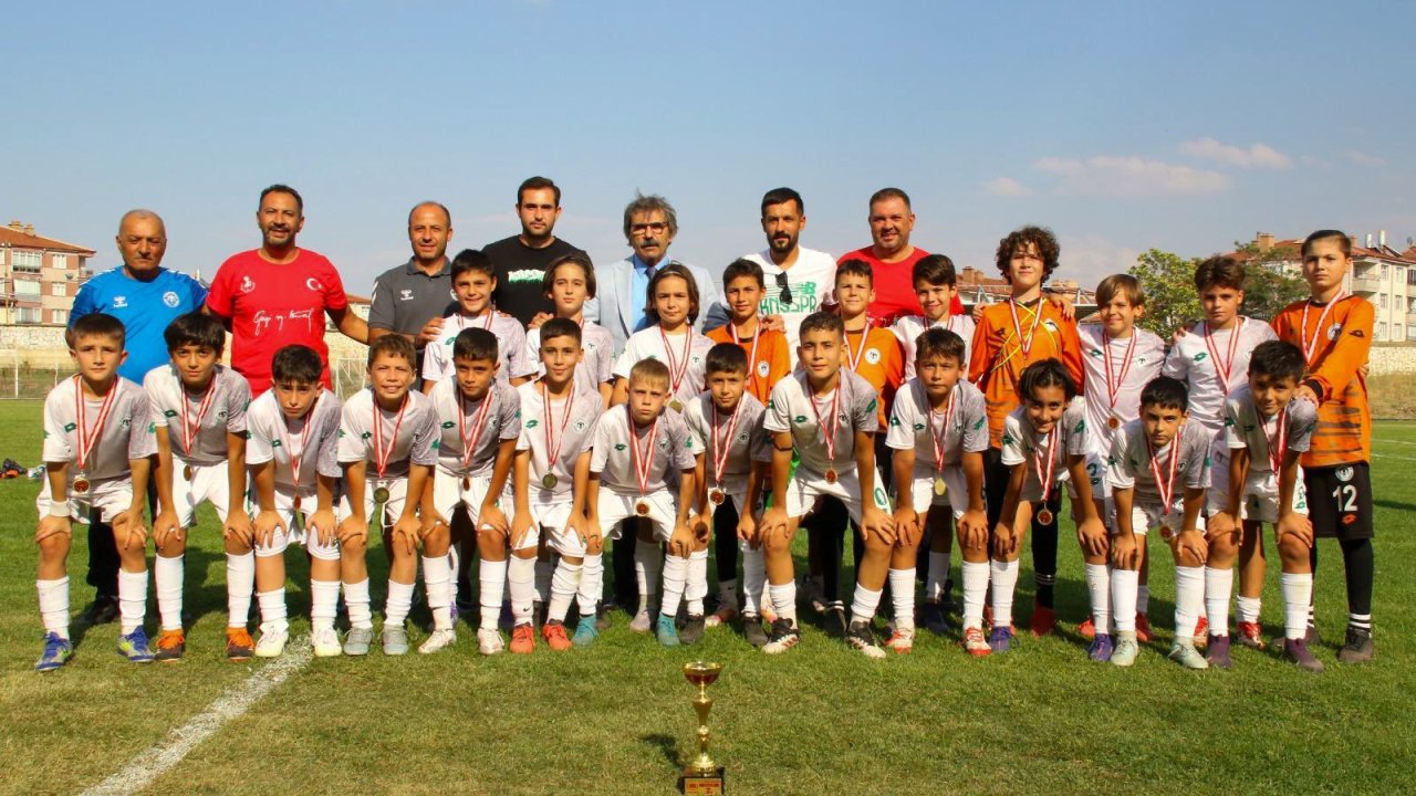 Konyaspor U12’den ikincilik kupası