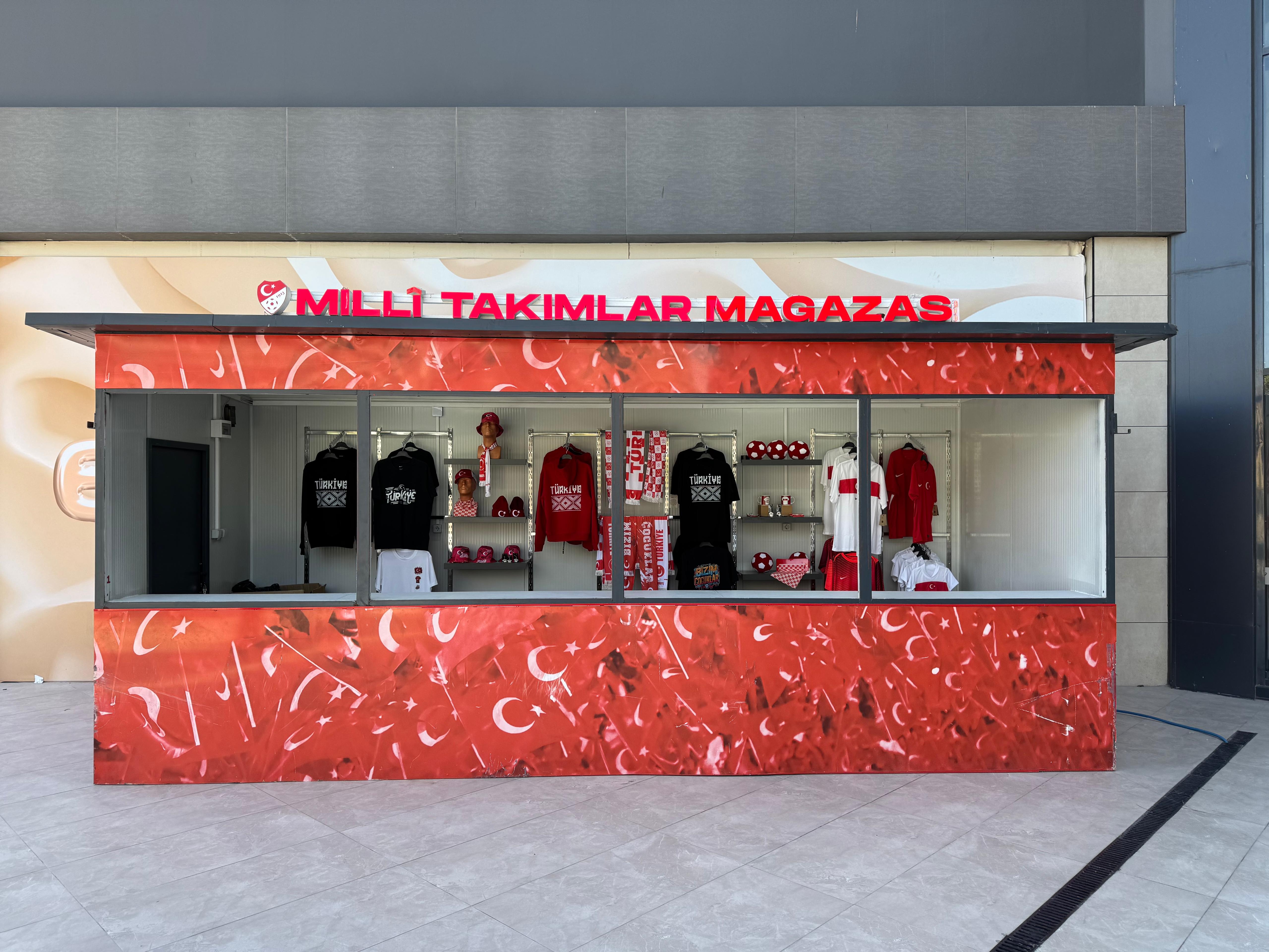 A Millî Takım’a Enntepe’den coşkulu destek!