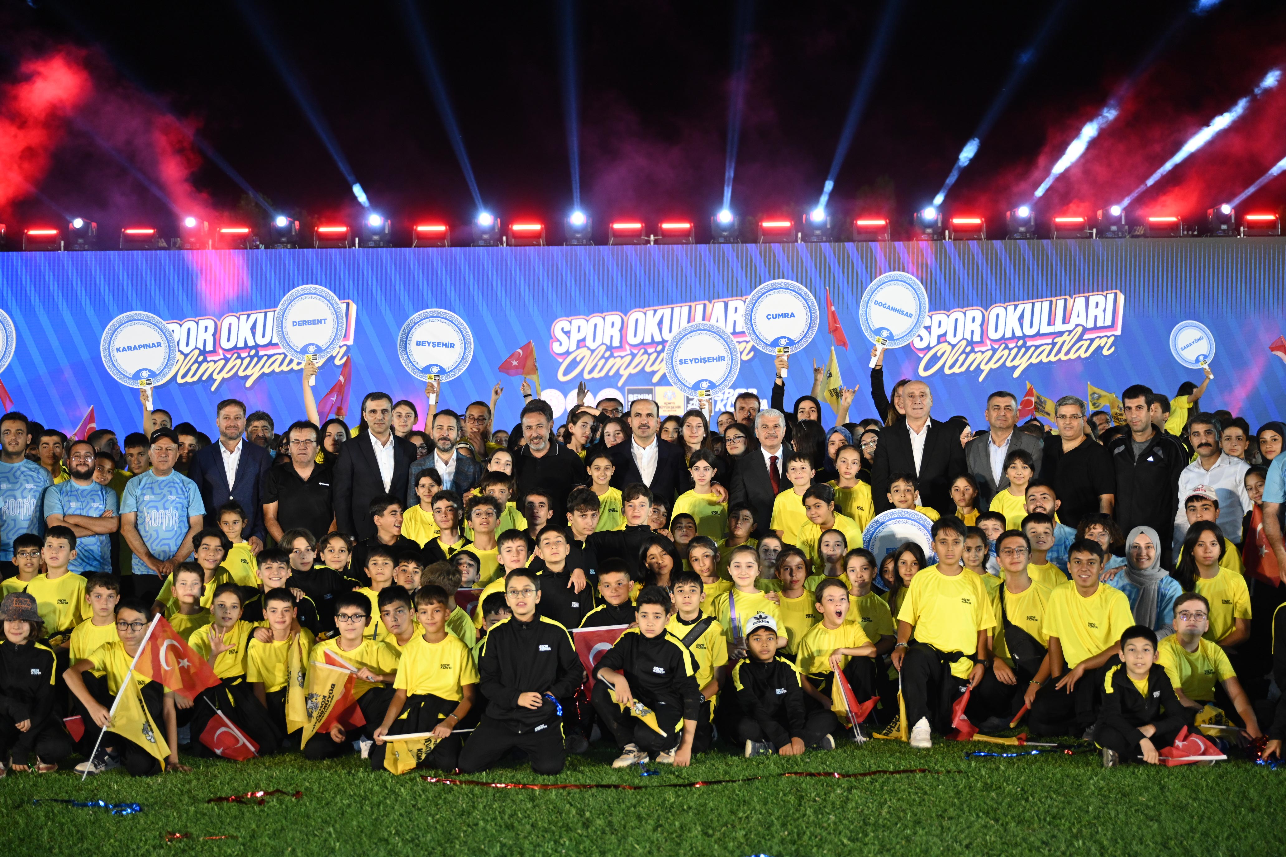 Başkan Altay “Spor Okulları Olimpiyatları”na katılan gençleri tebrik etti