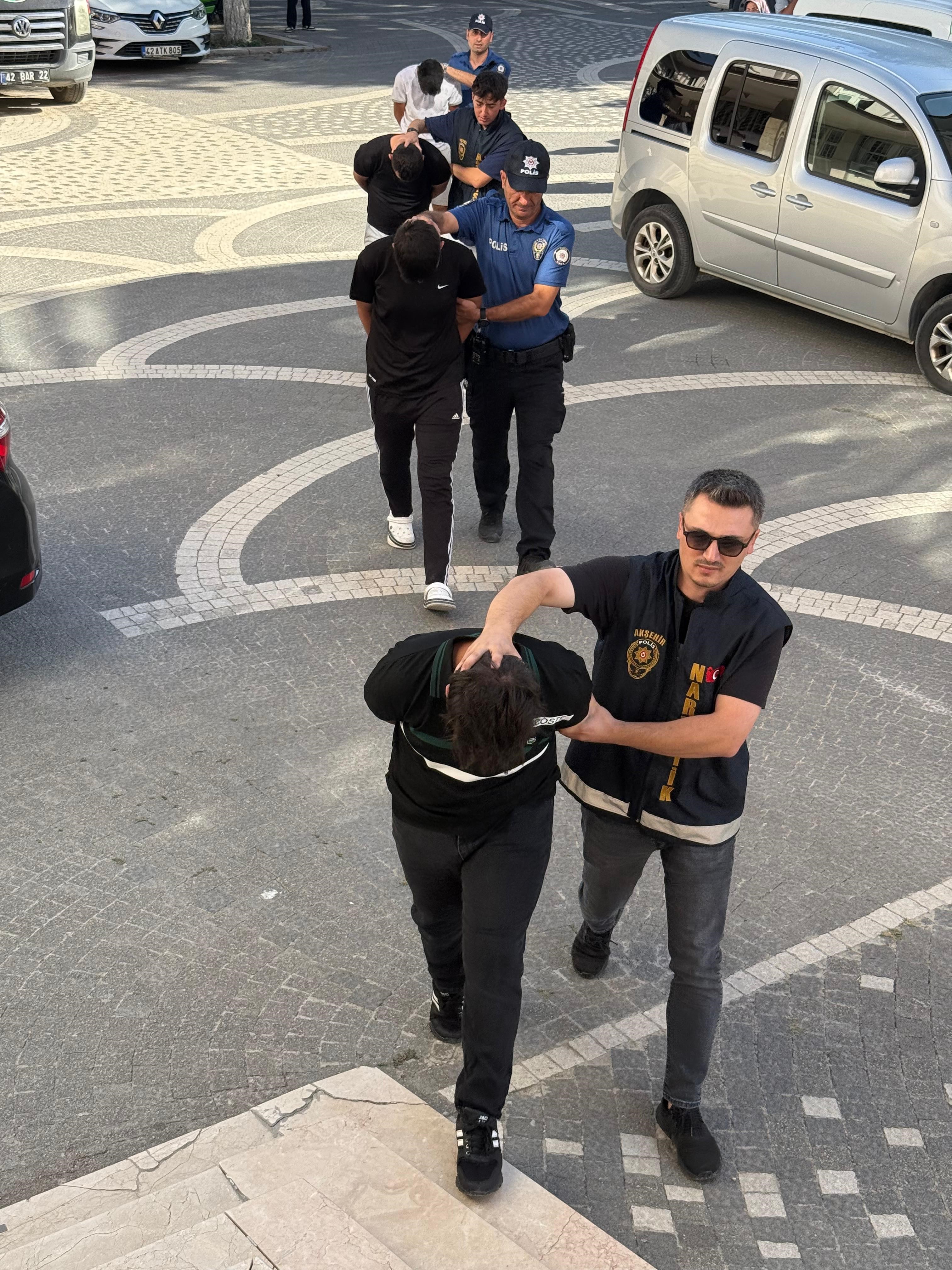 Akşehir’de 3 kişi uyuşturucudan tutuklandı