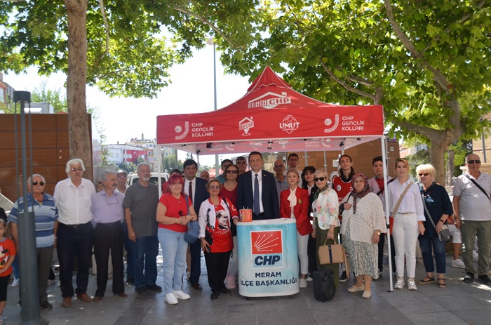 CHP Meram'da coşkulu 30 Ağustos kutlaması