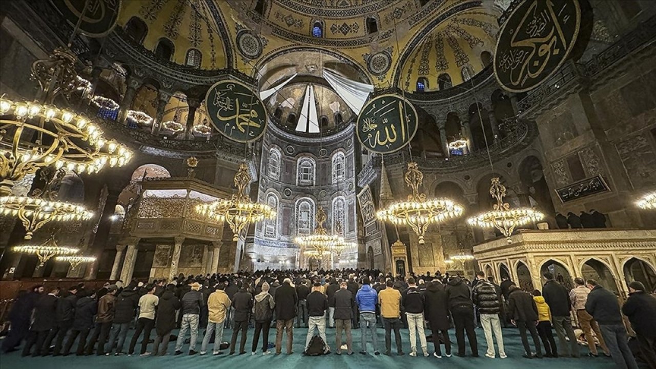 Konya protokolünden Mevlid Kandili mesajı