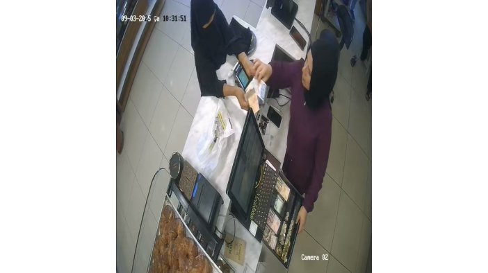 Bursa’da pastanede ‘yırtık para’ yöntemiyle tırnakçılık kamerada