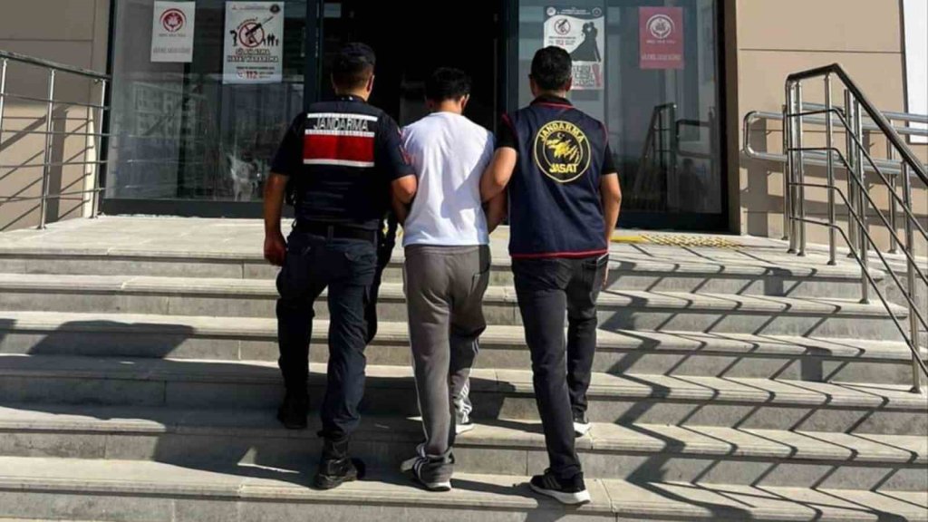 Daha 21 yaşında 98 suç kaydı var! Yakalandı