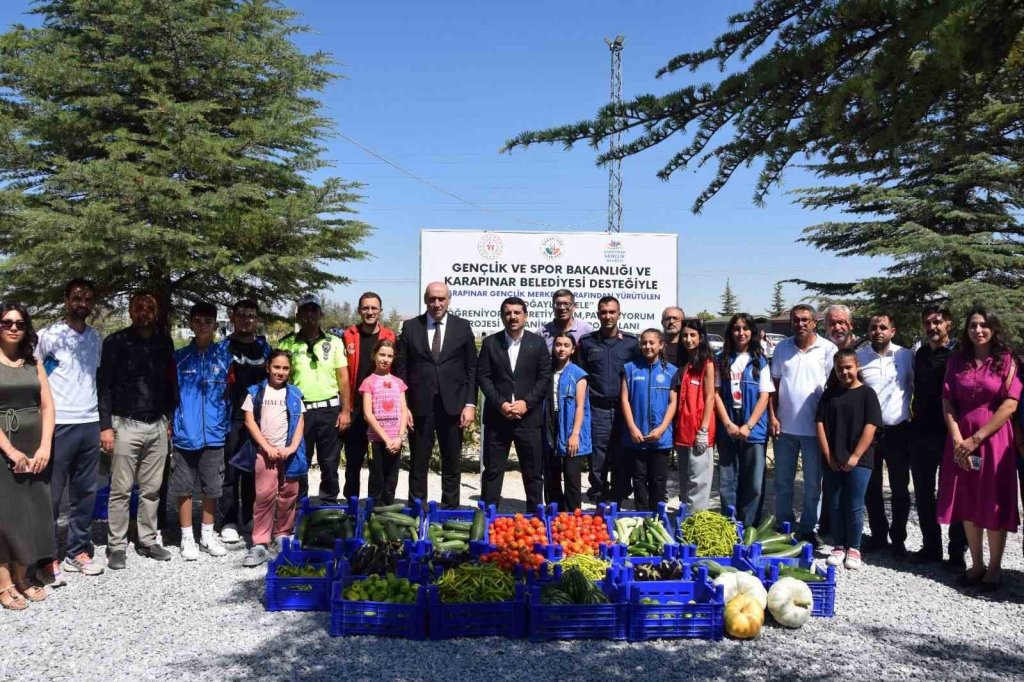 Karapınar’daki proje meyvelerini veriyor: Hasat etkinliği düzenlendi