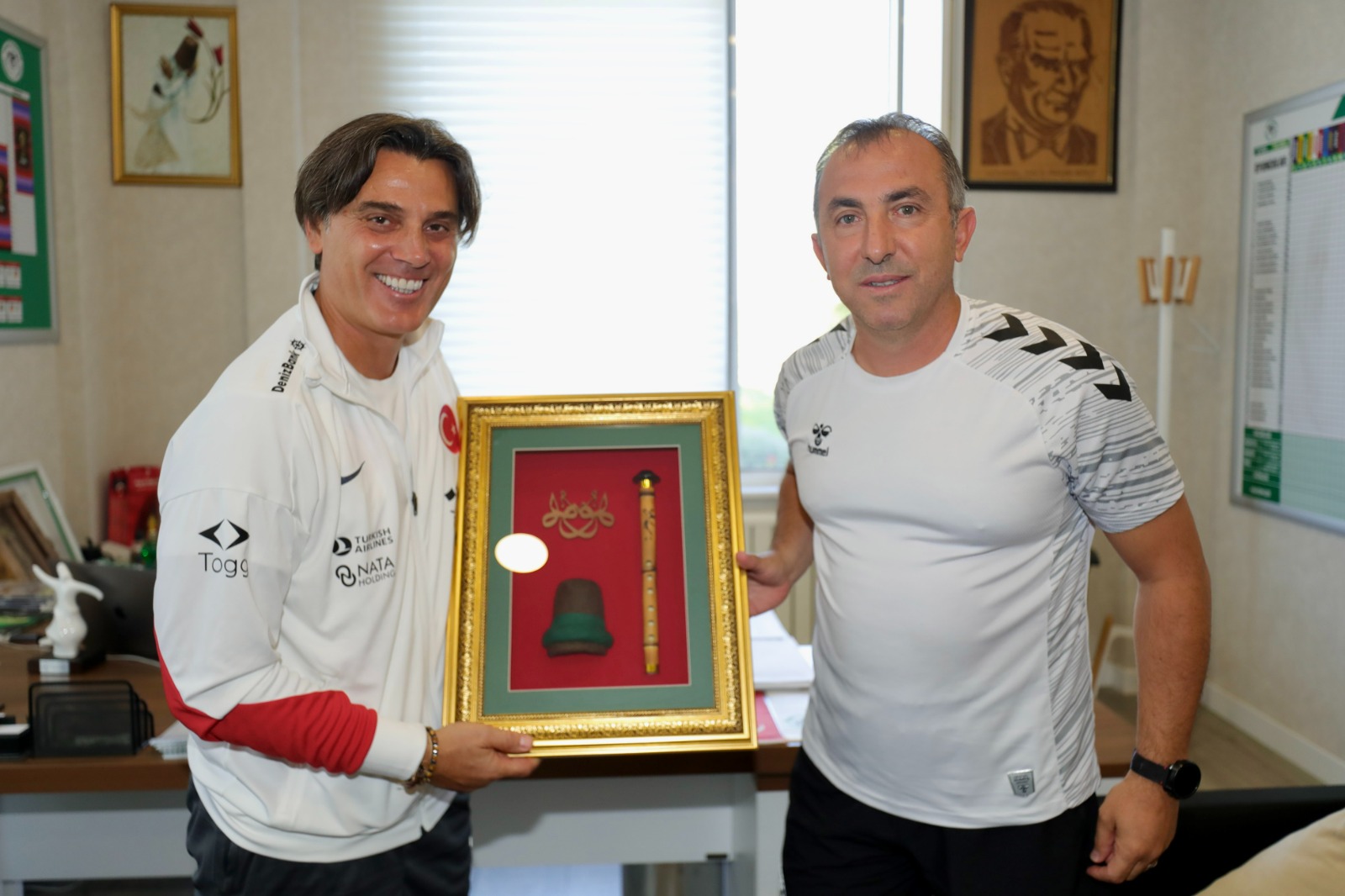 A Milli Takım Teknik Direktörü Montella, Konyaspor'u ziyaret etti