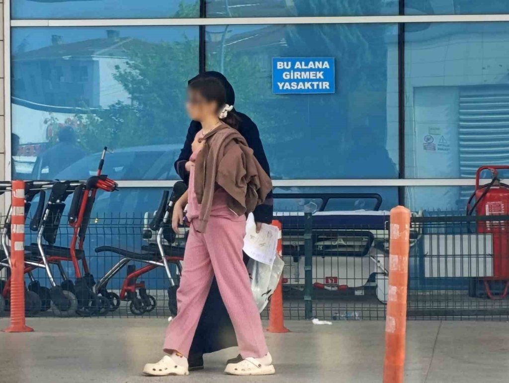 Düğün yemeği onlarca kişi zehirlendi