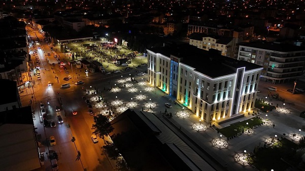 Konya'nın ilçesinde belediye binası taşındı