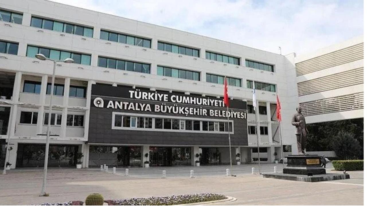 Antalya Büyükşehir Belediyesine 'rüşvet' operasyonu