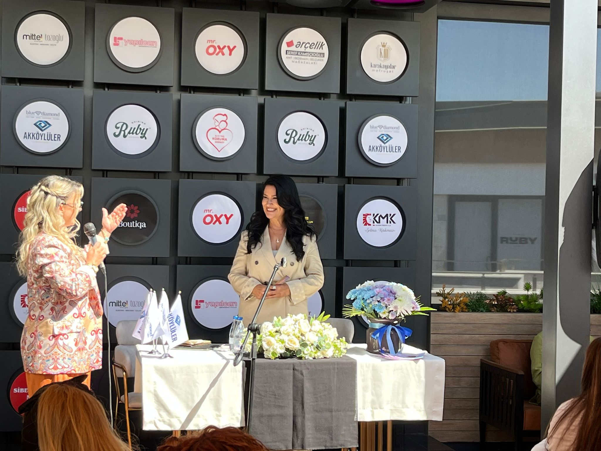 0-12 Yaş Koruma Derneği, İclal Aydın'ı Konya'da konuk etti