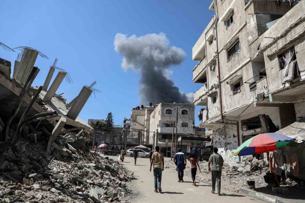 Katiller ordusu çocukları hedef aldı!