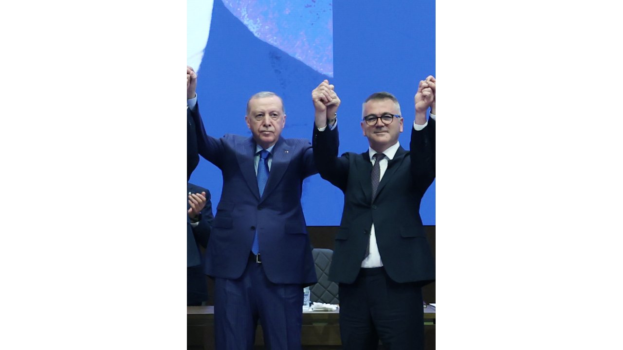 CHP'den AK Parti'ye katılan Ustaoğlu'ndan dikkat çeken açıklama
