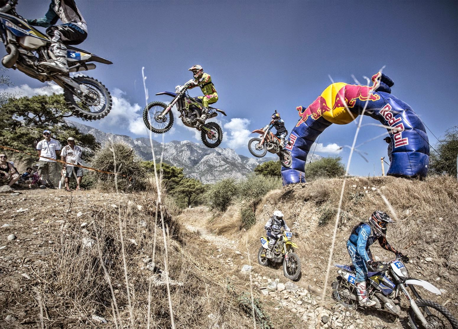 Motosiklet: Red Bull Sea To Sky Enduro Yarışları