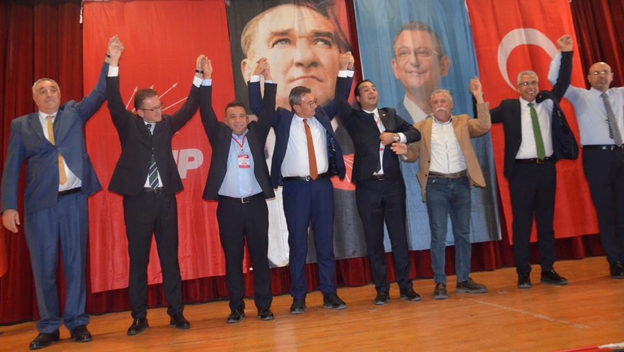 CHP Ereğli'de yeniden başkan seçildi