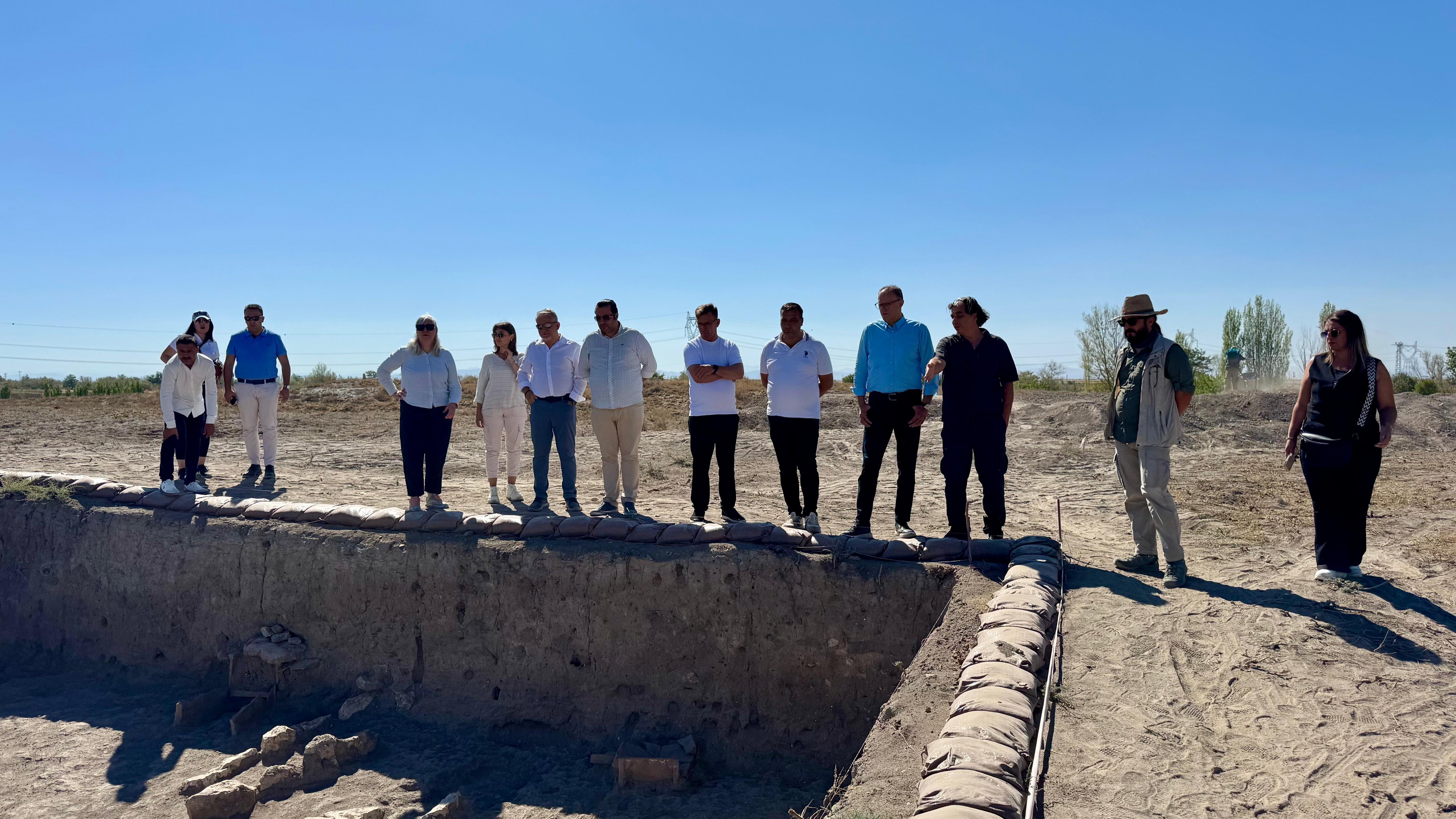VİAD Derneği'nden Çatalhöyük ziyareti