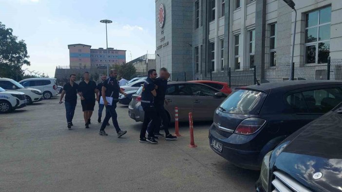 Babaya tokat atan şahıs