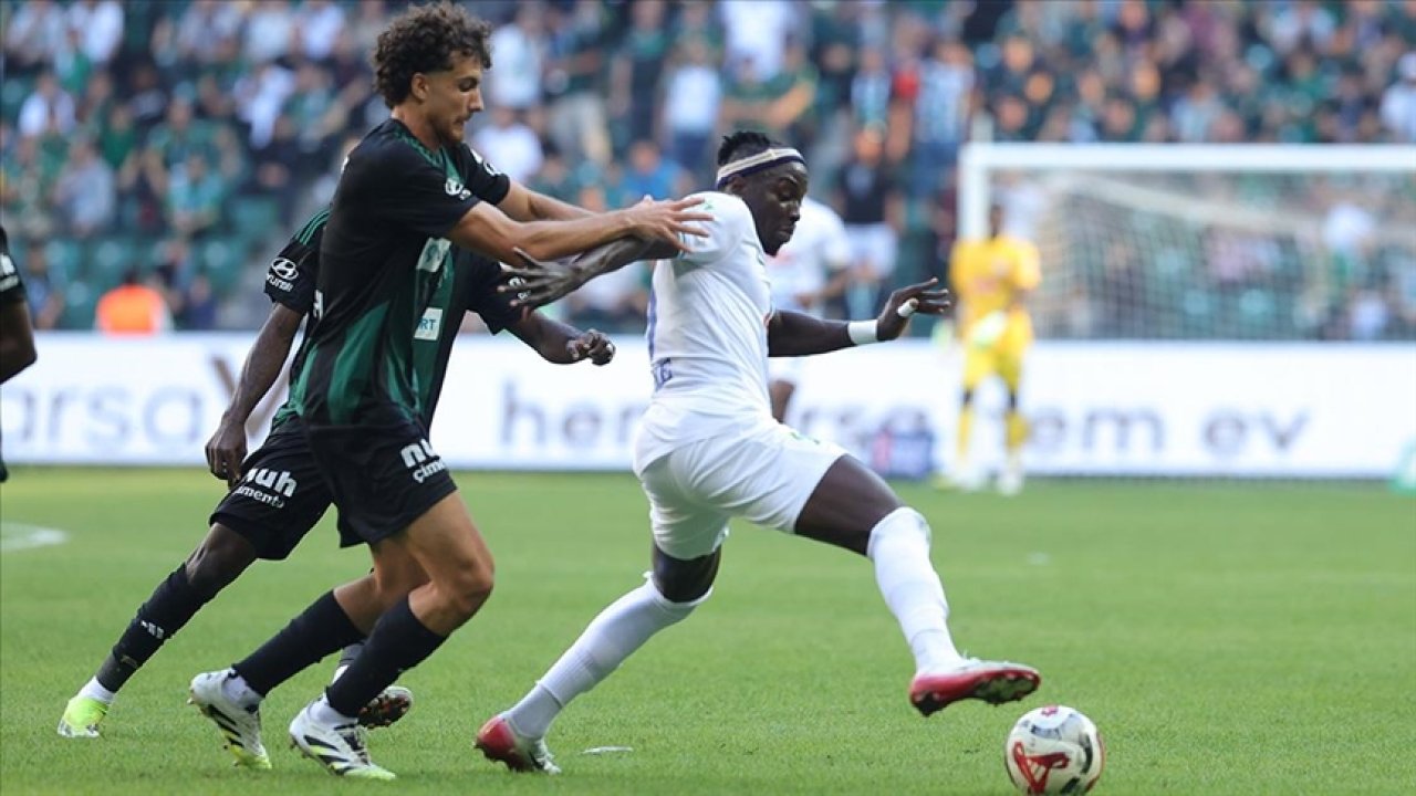 Kocaelispor-Çaykur Rizespor maçında kazanan yok