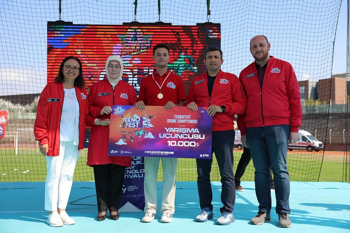 Konya'daki üniversite TEKNOFEST 2025’i 4 ödülle tamamladı