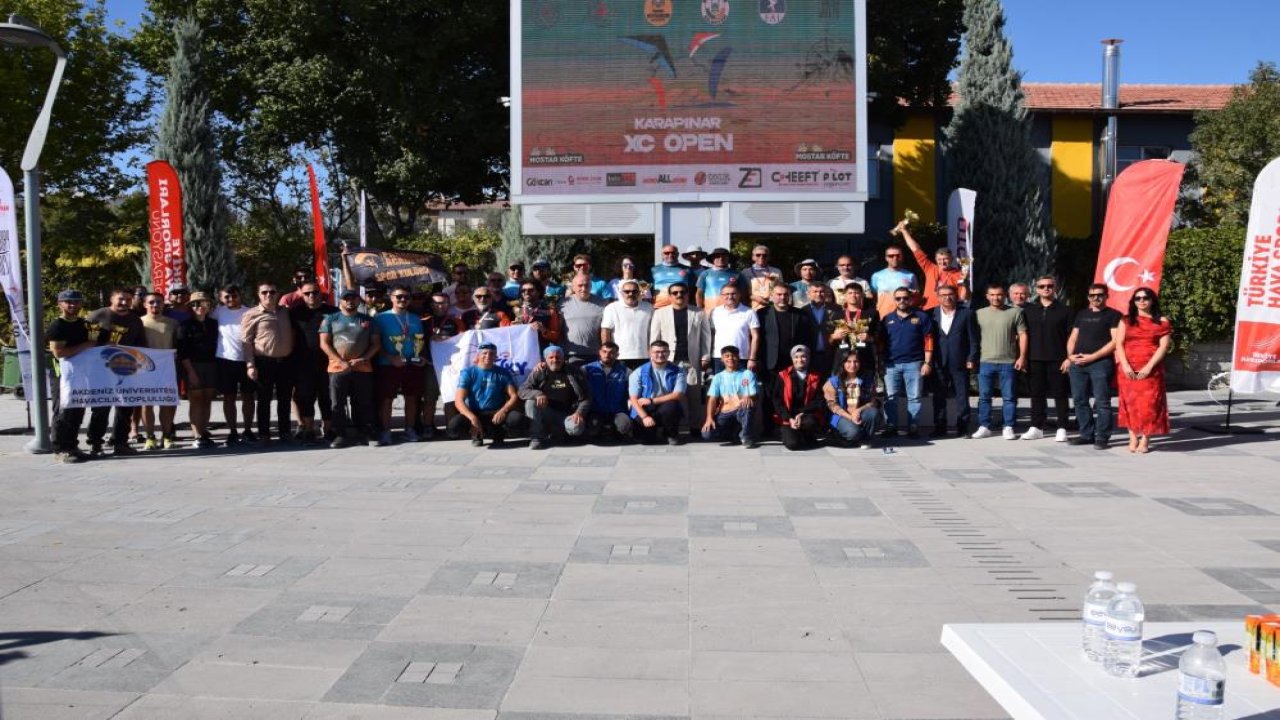 Karapınar'da paraşüt heyecanı yaşandı