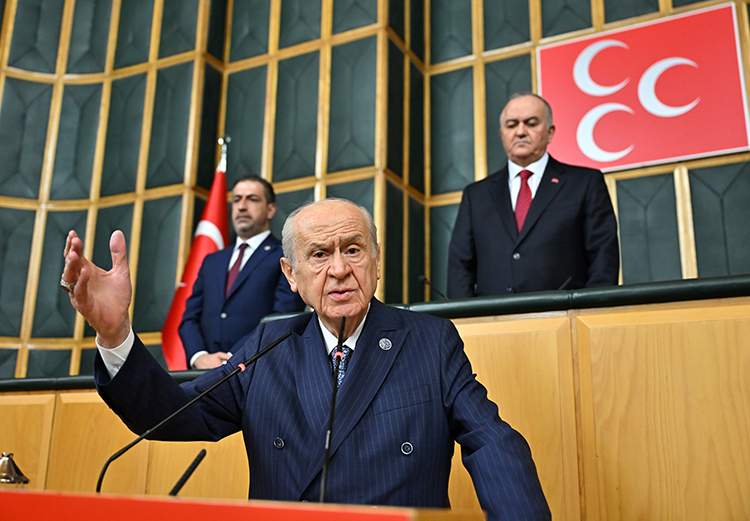 Bahçeli’den İsrail’e sert uyarı: Askeri seçenek de dahil...