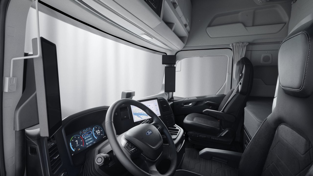 Ford Trucks, yenilenen F-MAX modelini görücüye çıkardı