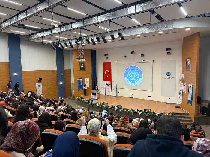 NEÜ’deki Sağlık Bilimleri Öğrenci Kongresi'ne yoğun ilgi