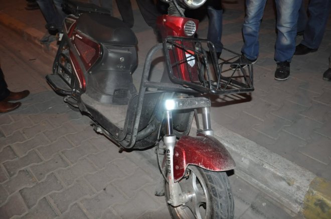 Karapınar'da İtfaiye Aracına Çarpan Bisiklet Sürücüsü Yaralandı