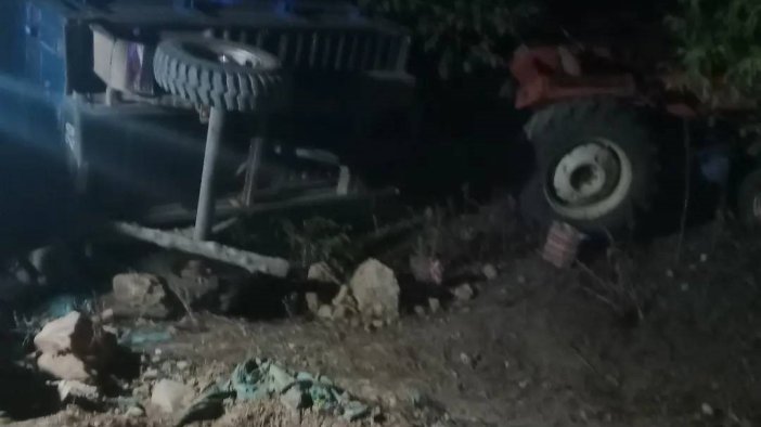 Konya'da devrilen traktörün sürücüsü ağır yaralandı