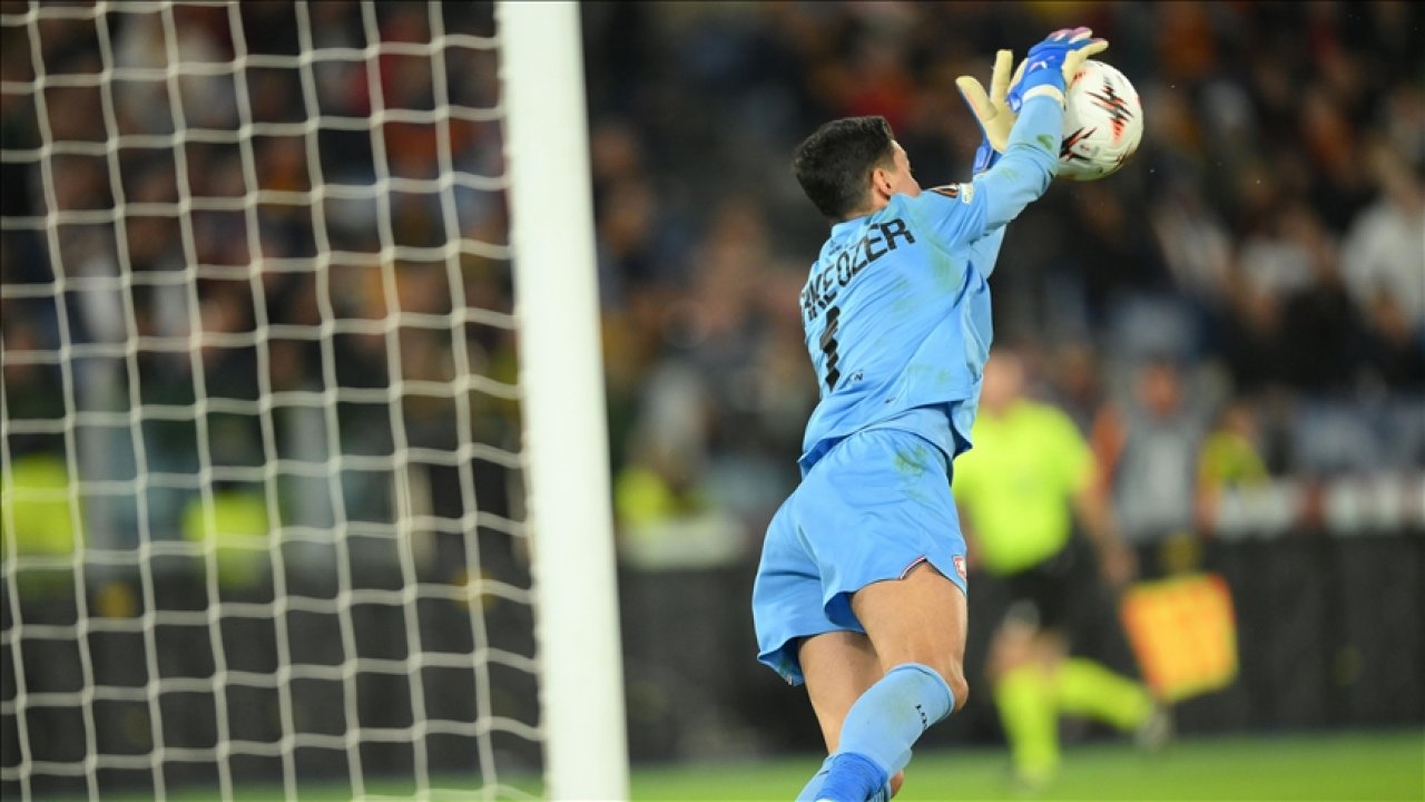 Berke Özer Avrupa manşetlerinde