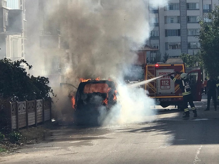 Konya'da ticari taksi alev topuna döndü