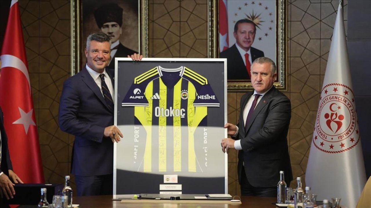 Bakan Bak, Fenerbahçe heyetini kabul etti