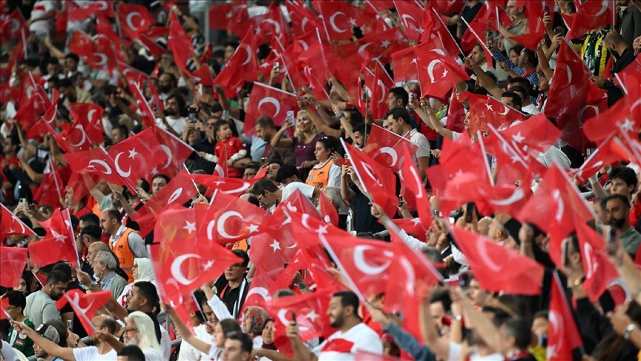 Millilerin biletleri satışa çıktı