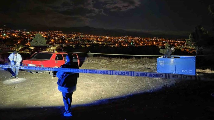 Konya’da bir kişi otomobilinin kenarında ölü bulundu