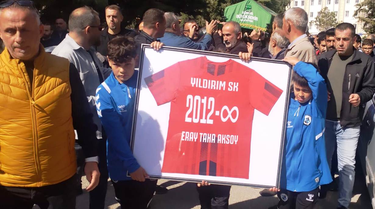 Konya'da 13 yaşındaki futbolcu toprağa verildi