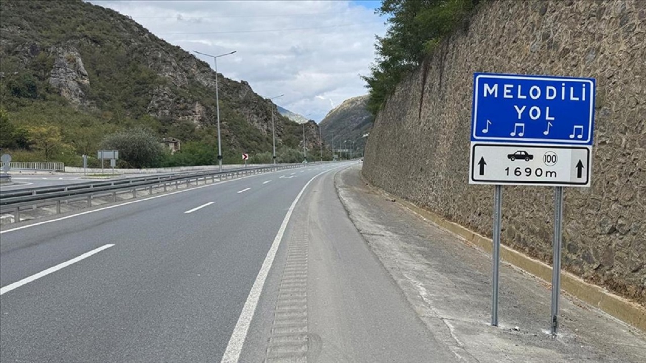 Türkiye'nin üçüncü "melodili yol uygulaması" hayata geçirildi