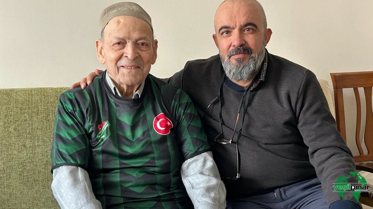 Ayhan Sözen vefat etti