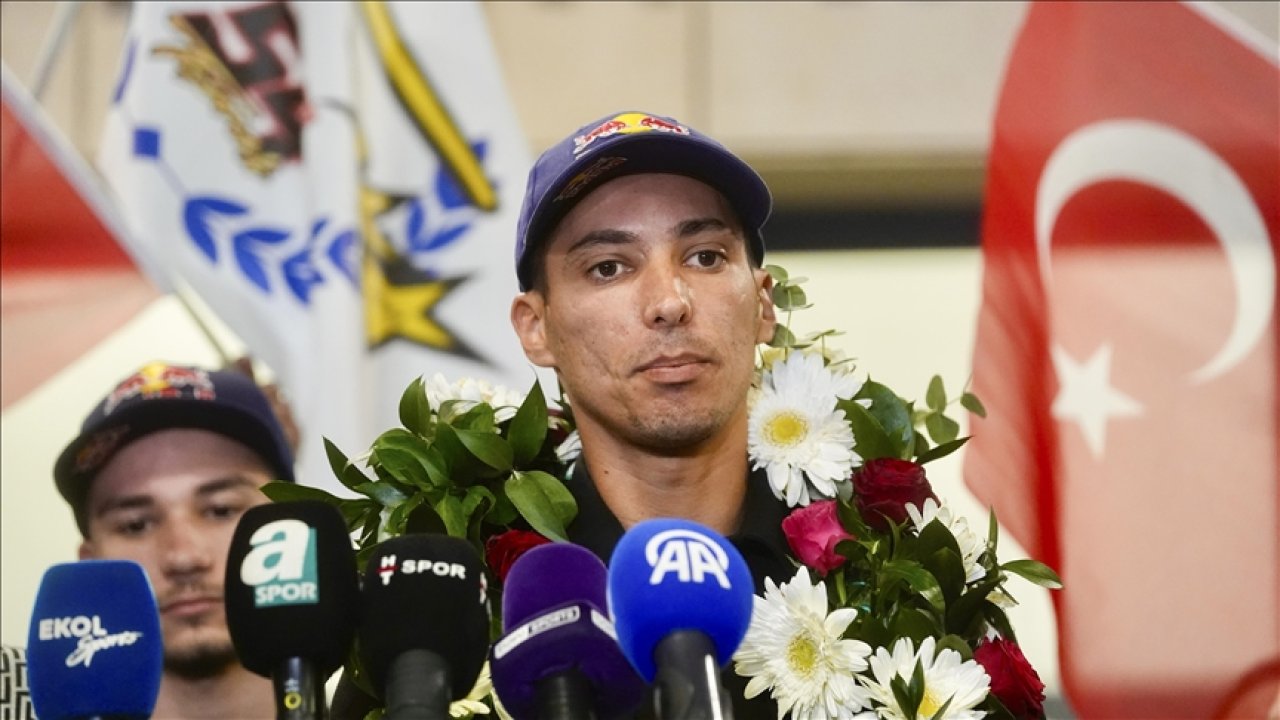 Milli gururumuz Toprak yurda döndü