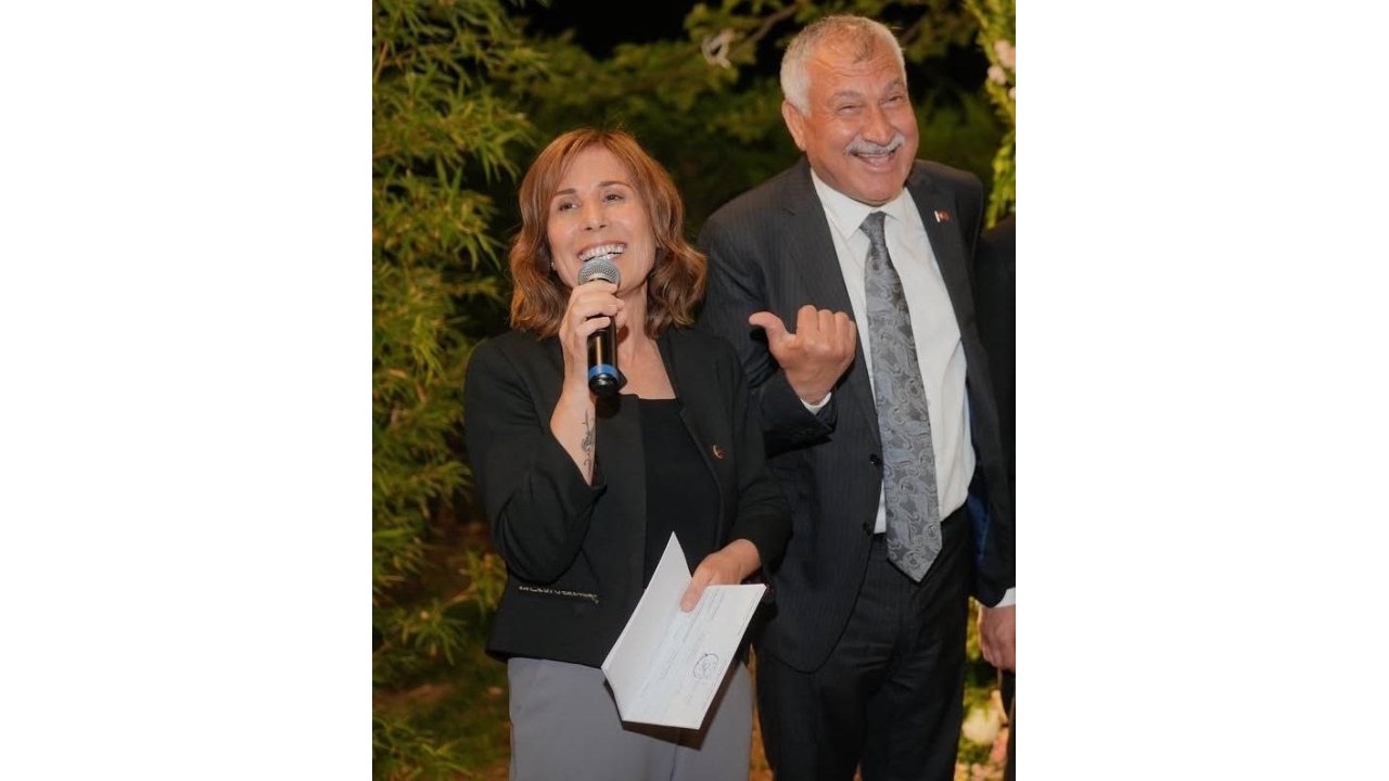 CHP'li belediye başkanı, kocasını "çantacısı" yapmış!