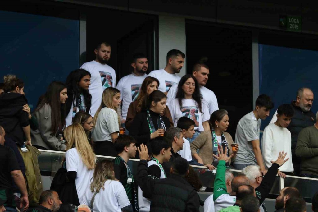 Taraftarlar Koray’ı unutmadı