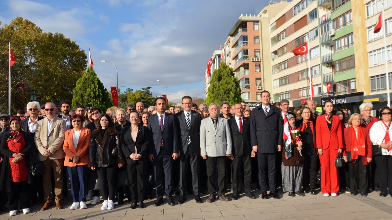 CHP Konya,  29 Ekim'i kutladı
