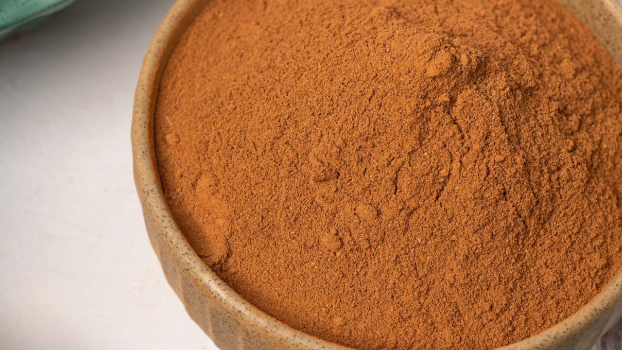 Bir tutam yeter! Yağ yakımını hızlandıran mucize karışım